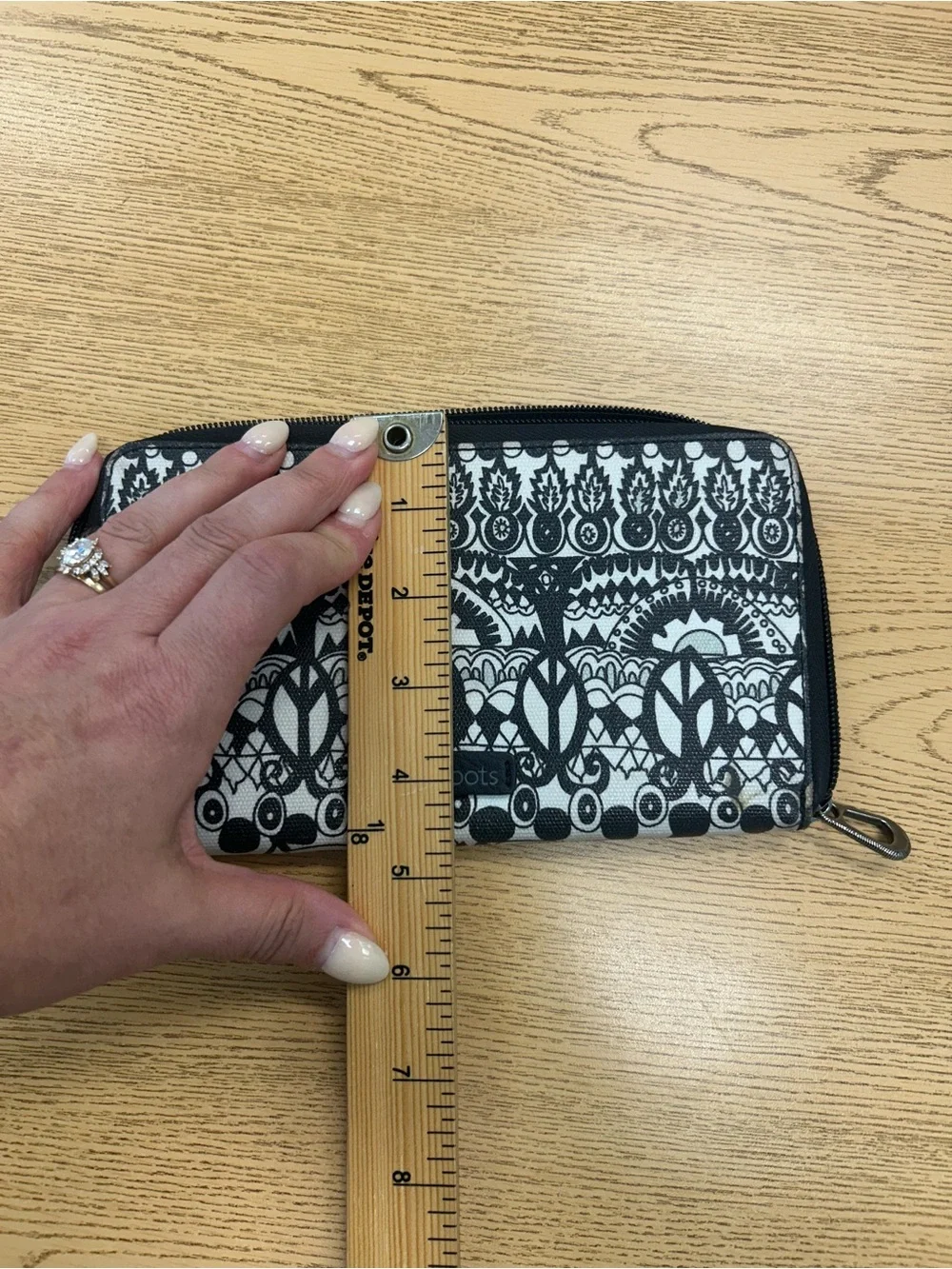 Sakroots Black & White Patterned Zip Wallet